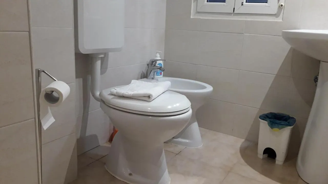 Casa Vacanze Nonno Giulio Holiday home Rome 0*,
